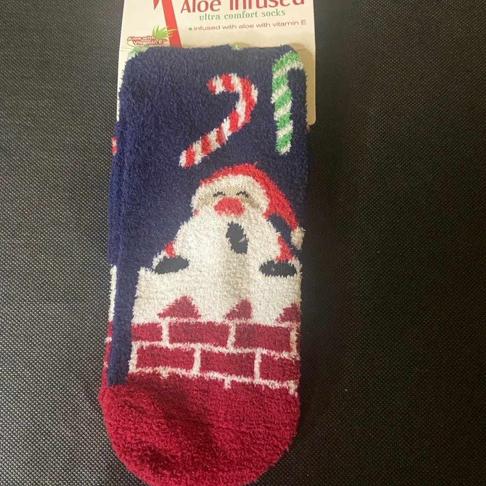 Festive Santa Aloe Infused Socks - Red, White,‎ Blue